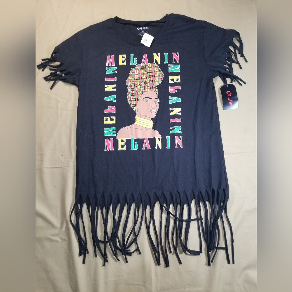 Women Black Graphic Tee Shirt NWT